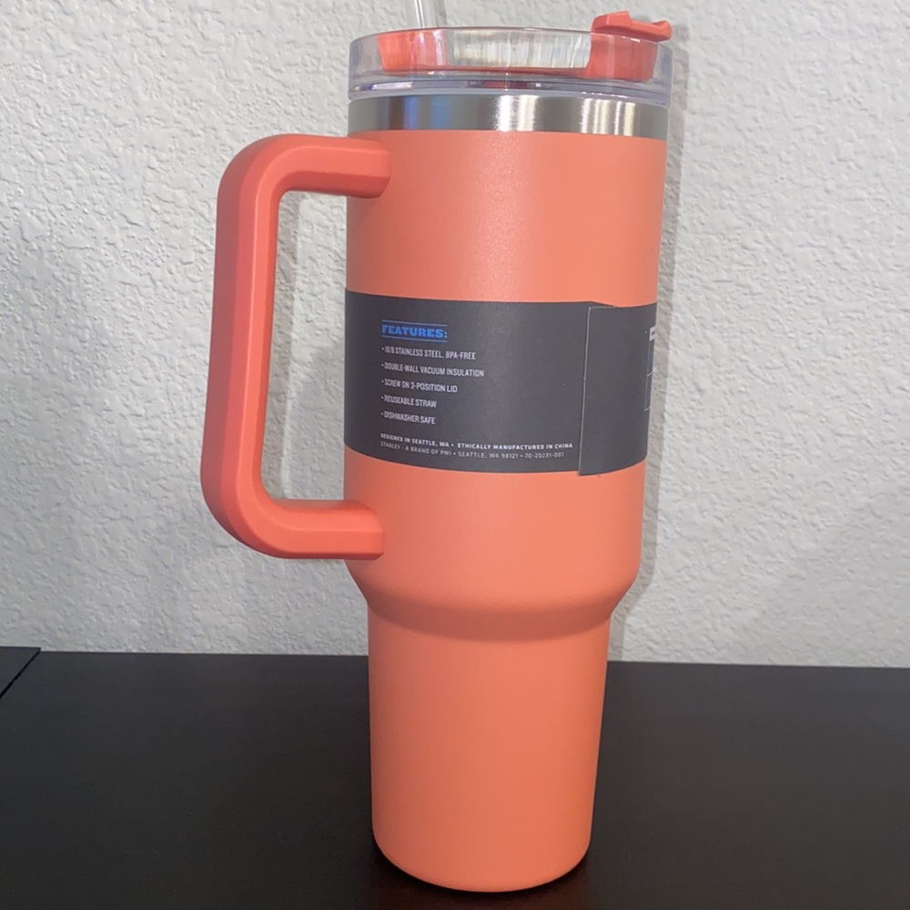 *BRAND NEW* Grapefruit Stanley Quencher 40oz Tumbler - Picture 2 of 4